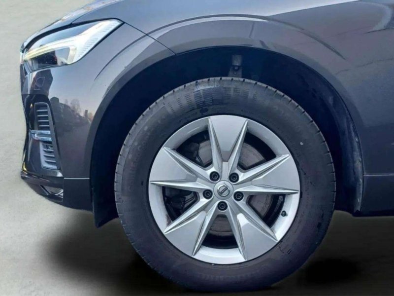 Volvo XC60 B4 Momentum Pro