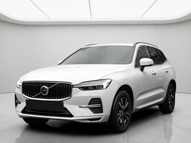 Volvo XC60 Momentum Pro 2WD B4