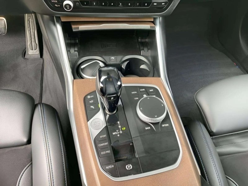 BMW 320d Limousine M-Sport