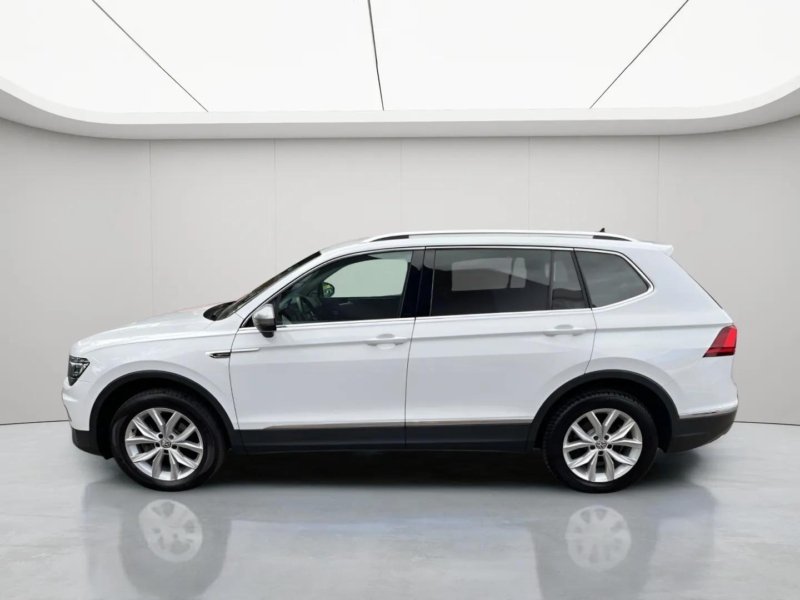Volkswagen Tiguan Allspace 2.0TDI DSG 4-Motion 7-Sitzer AHK