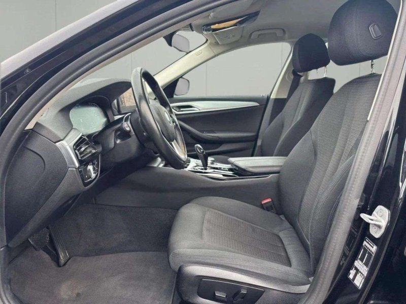 BMW 520d Touring LivePro