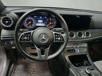 Mercedes Benz E200d