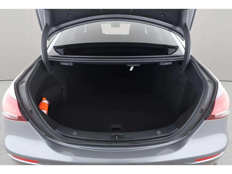 Mercedes-Benz E220d Avantgarde