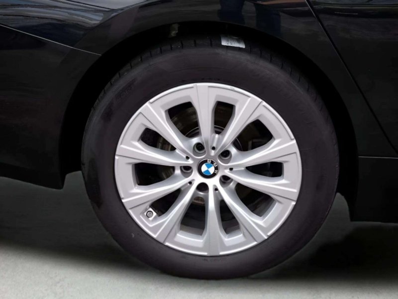 BMW 318d Touring AHK LED