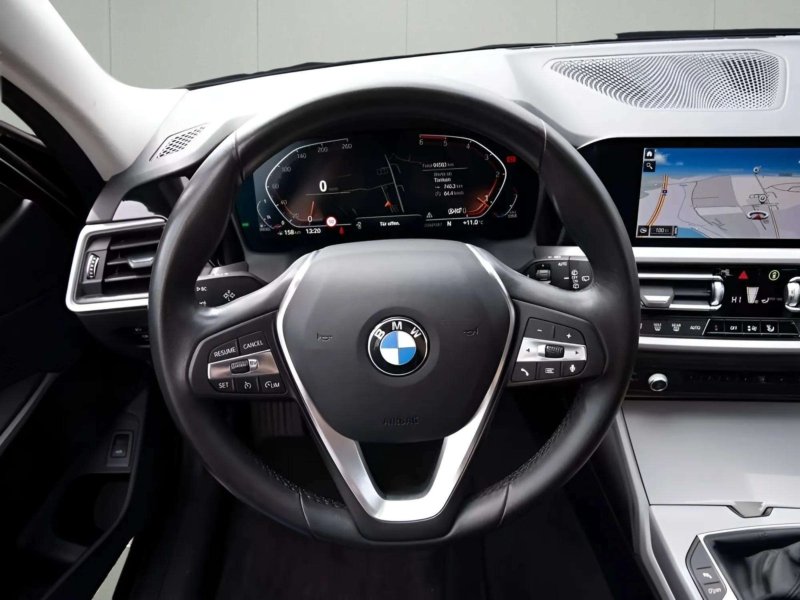 BMW 318d Touring AHK LED