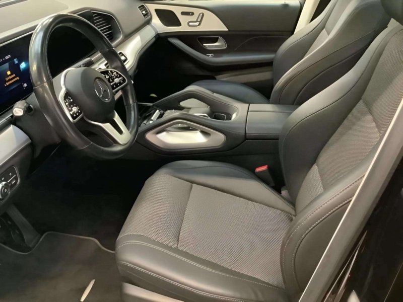 Mercedes Benz GLE 300 d 4M