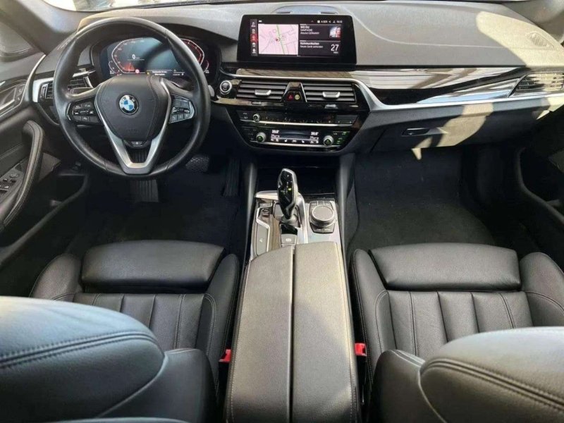 BMW 520d Touring LiCo SHZ ACC