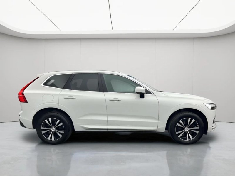 Volvo XC60 B4 D Momentum Pro