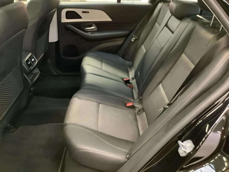 Mercedes Benz GLE 300 d 4M