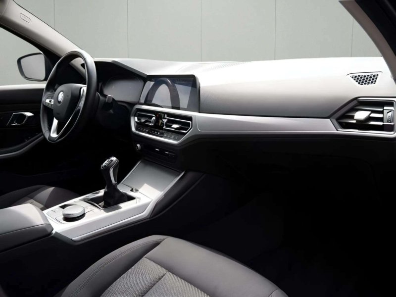 BMW 318d touring AHK LED