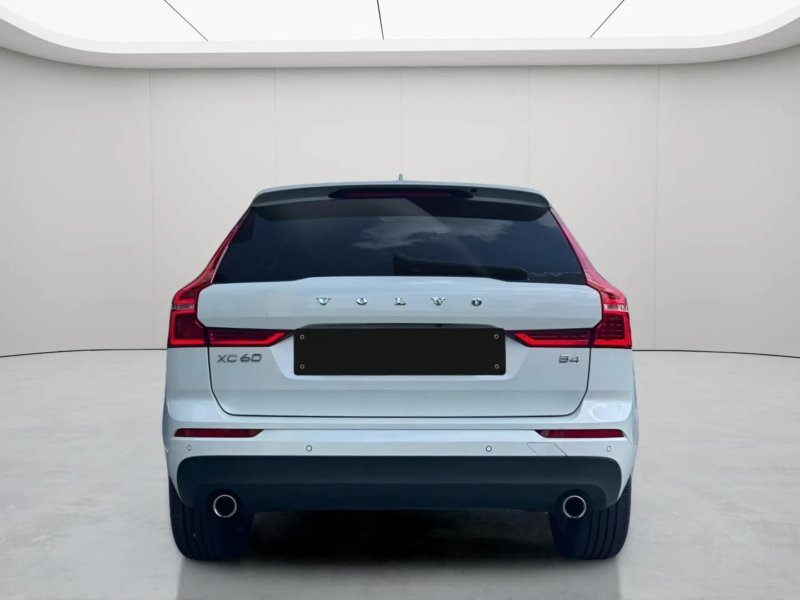 Volvo XC60 B4 Diesel Momentum Pro 2WD Pano ACC SHZ HUD