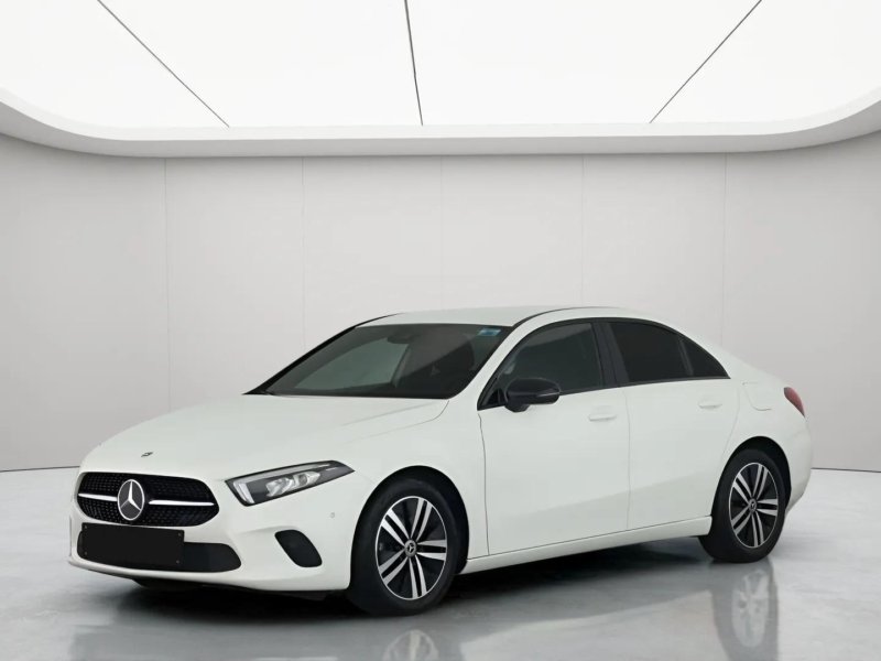 Mercedes-Benz A200d Lim Spurh. AHK Kamera