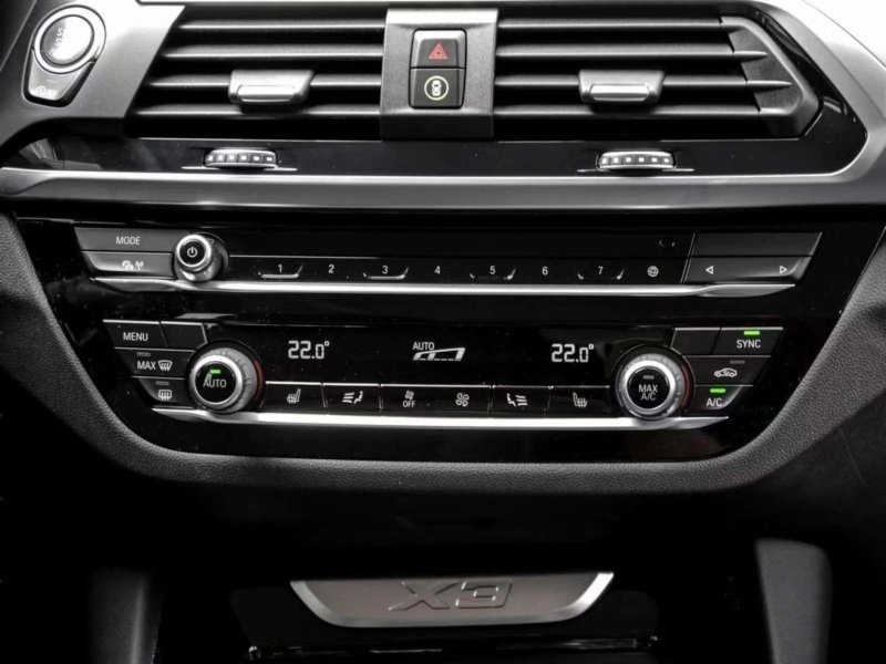 BMW X3 xDrive20d ADVANTAGE HuD AHK