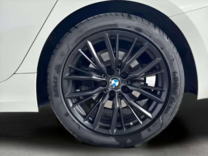 BMW 318d Touring Advantage Kamera ACC AHK DAB Navi