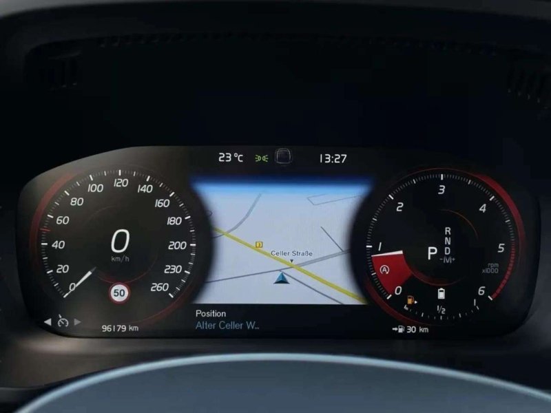 Volvo XC60 B4 Momentum Pro