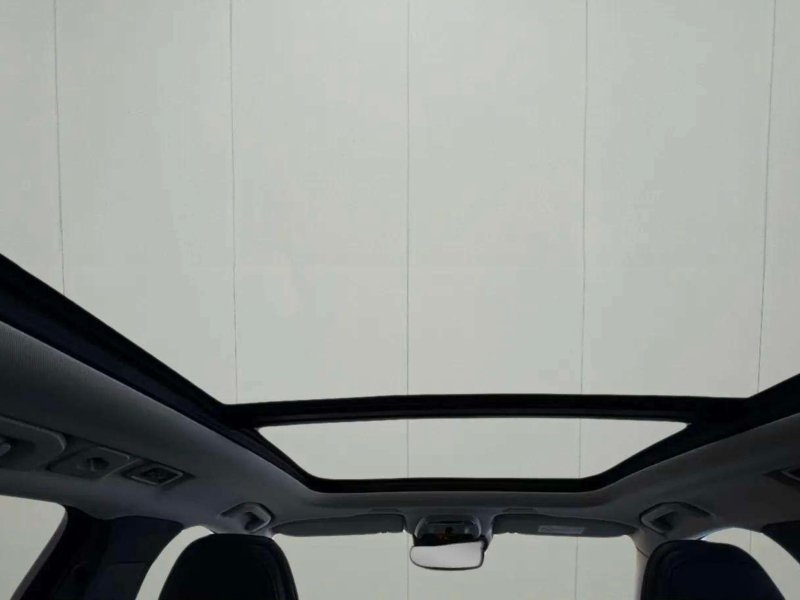 Volvo XC60 B4 Diesel Momentum Pro 2WD Pano ACC SHZ HUD