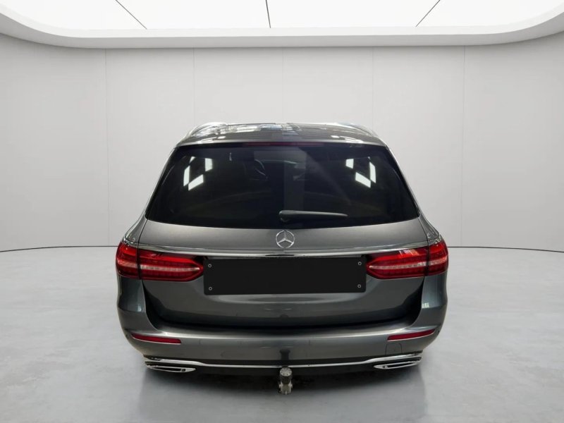 Mercedes Benz E200 d T Avantgarde AHK LED NAVI+PDC&KAM+KLIMA++