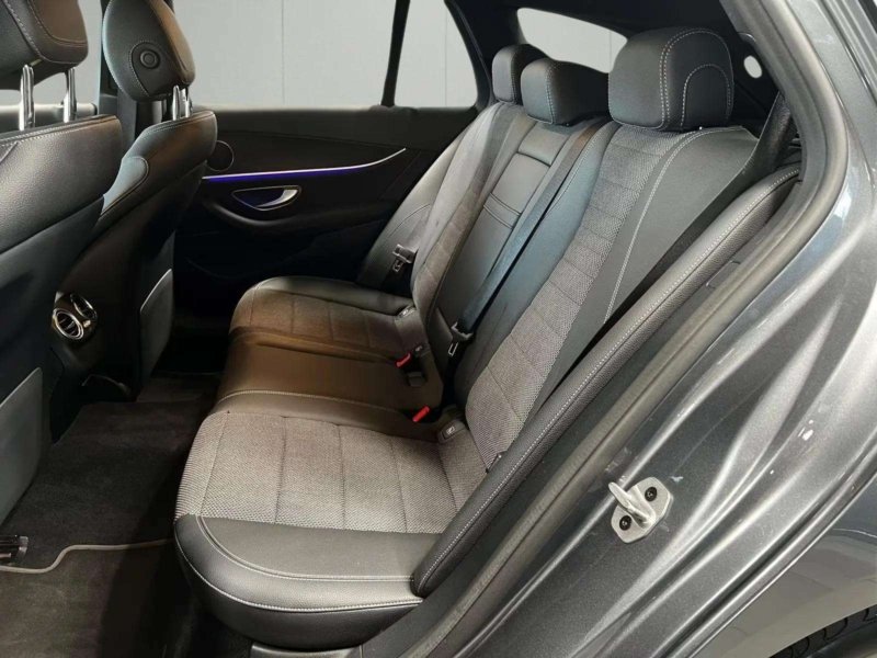 Mercedes Benz E200 d T Avantgarde AHK LED NAVI+PDC&KAM+KLIMA++