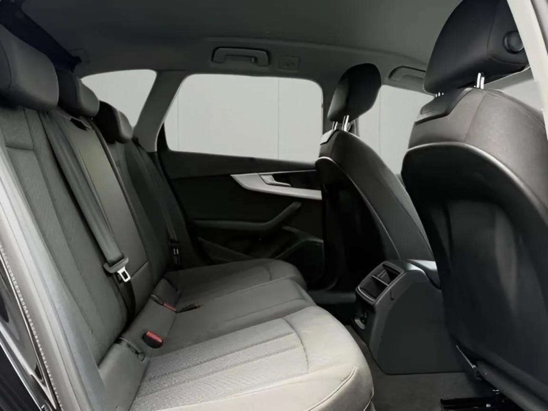 Audi A4 Avant 35 TDI MMI LED ACC PDC SHZ