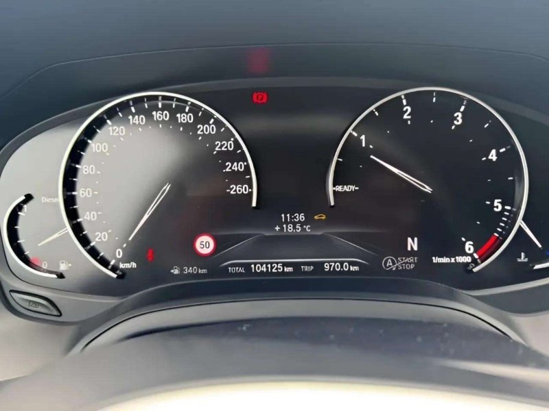 BMW 318 d Limousine Navi Klimaautom DAB SHZ Sonnensc