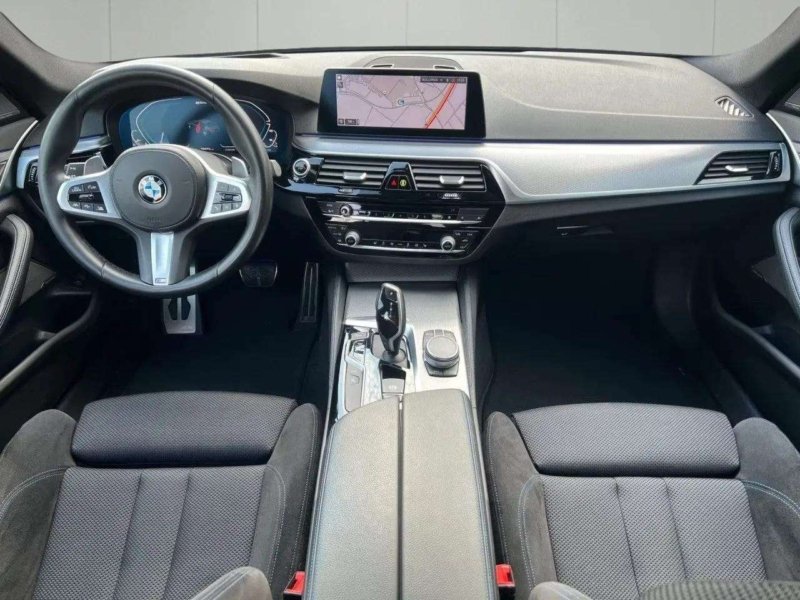 BMW 530 e iPerf M Sport,LiCoPro,DA+,HUD uvm.