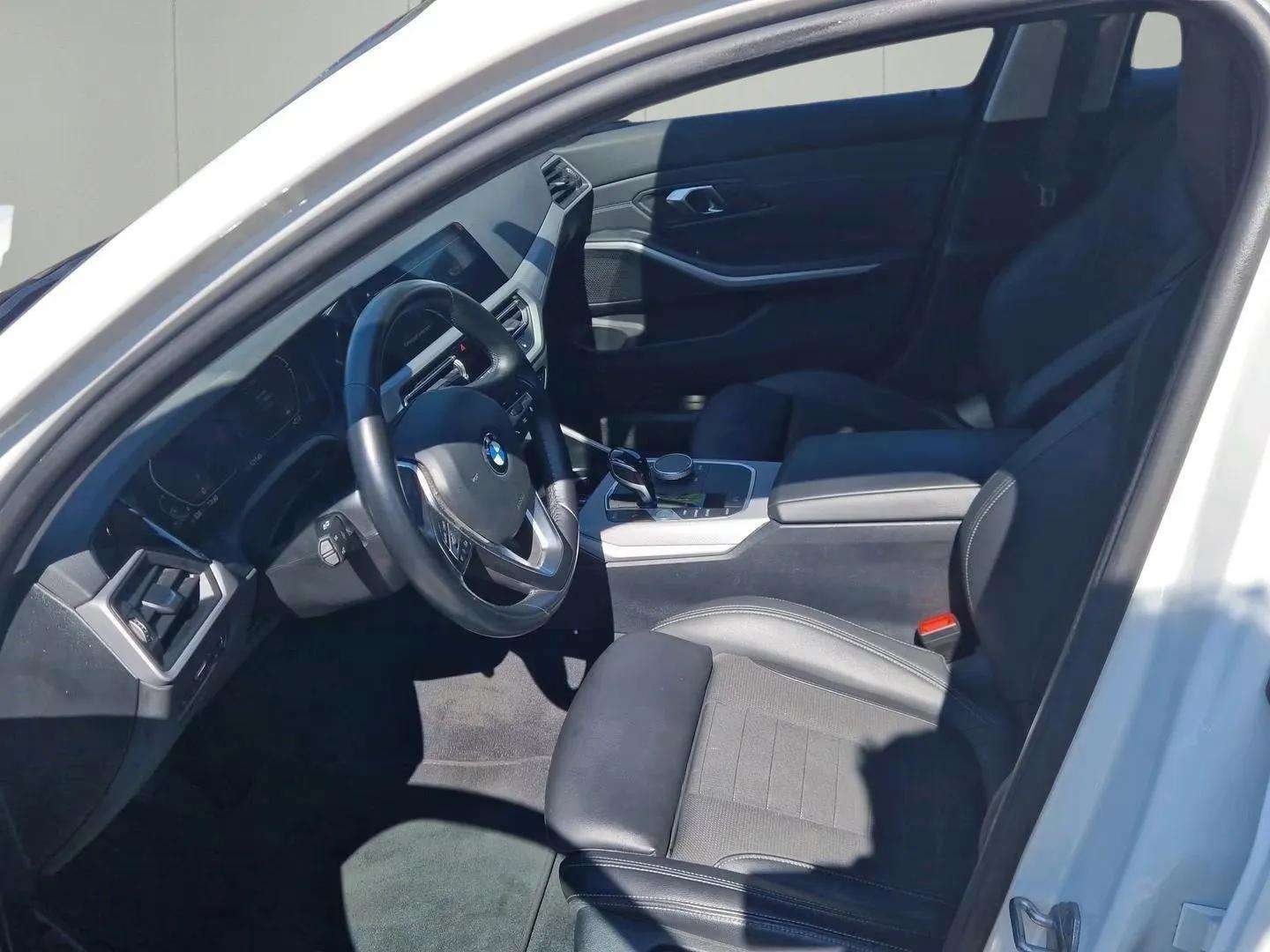 BMW 318 d Aut.Touring Advantage