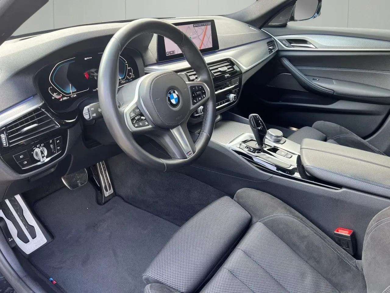 BMW 530 e iPerf M Sport,LiCoPro,DA+,HUD uvm.