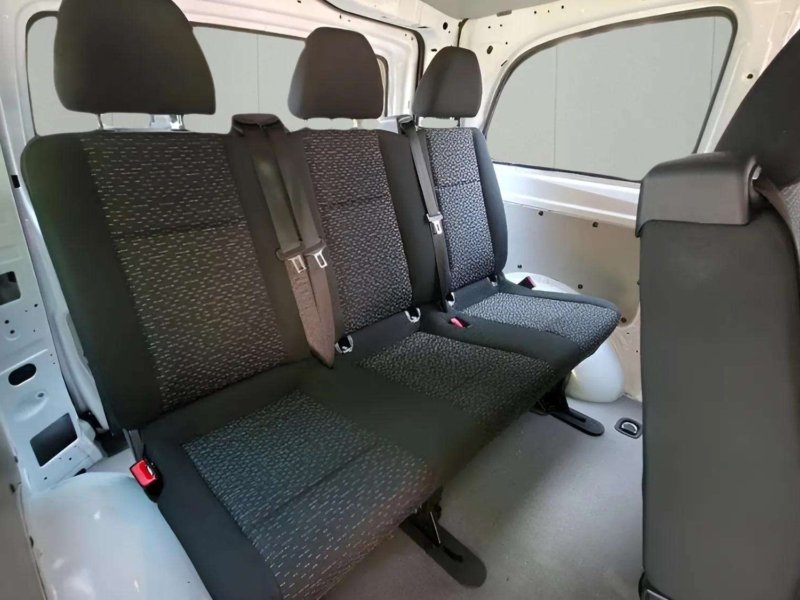 Mercedes Benz Vito 114 Aut. Tourer BASE Kompakt 9 SITZE/KLIMA/