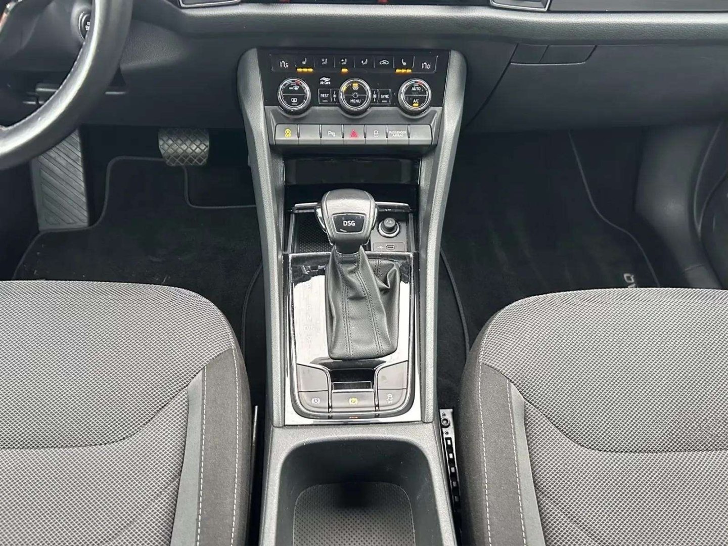 Skoda Kodiak 2.0 TDI DSG/LED/SHZ/PDC/7-Si./DAB/