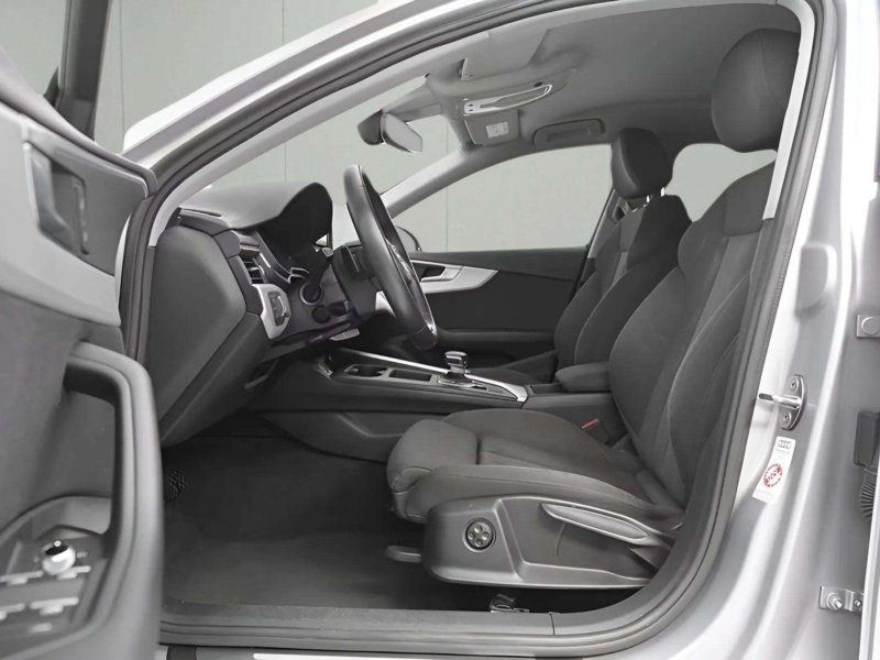 Audi A4 Avant 35 TDI ACC KAMERA PDC VO&HI LED SHZ Adv