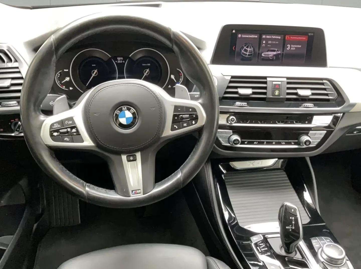 BMW X4 xDrive30d Head-Up+AHK+StHz+Navi+Pano+ACC+SHZ