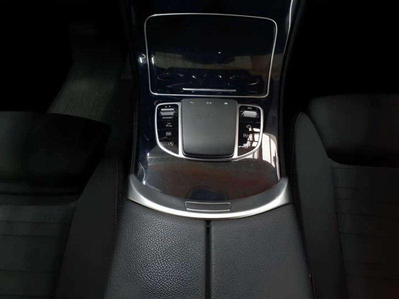 Mercedes-Benz GLC 220 d 4M- BusiP AssiP KomfP KAM