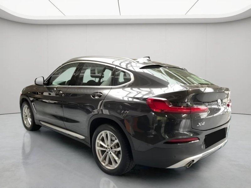 BMW X4 xDrive30d Head-Up+AHK+StHz+Navi+Pano+ACC+SHZ