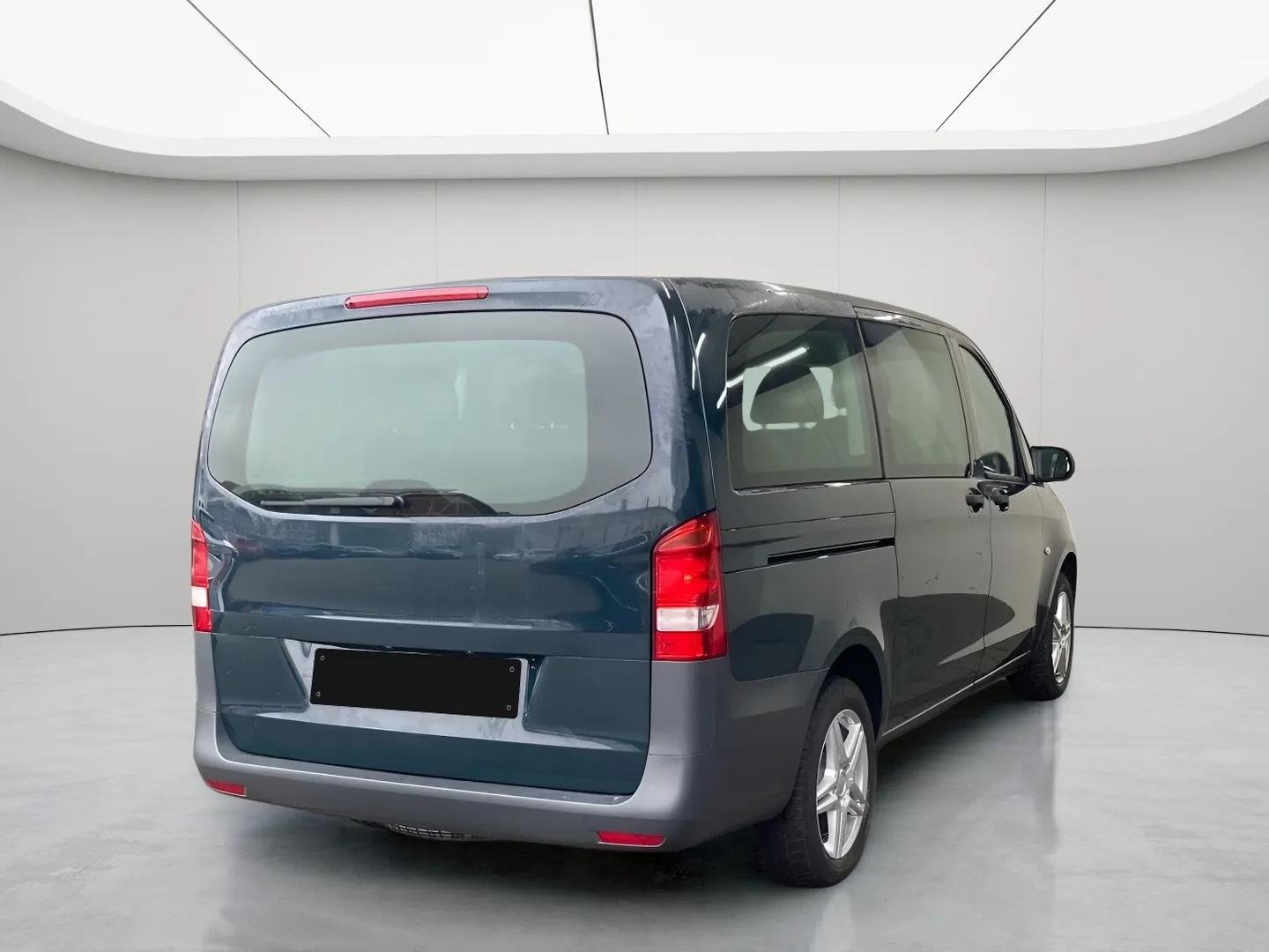 Mercedes-Benz Vito 114 CDI Tourer Lang 4x4 8-Sitze Sitzhzg. !!