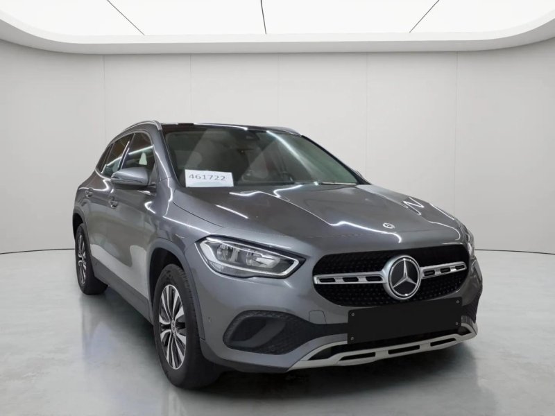 Mercedes-Benz GLA 200 d 8G-DCT Style BusiP MBUX PANO