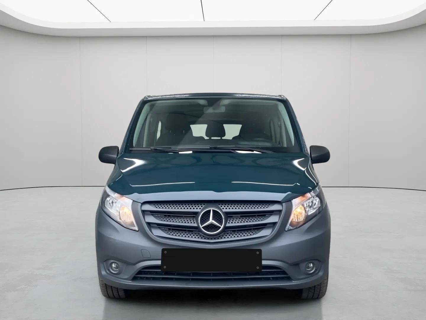 Mercedes-Benz Vito 114 CDI Tourer Lang 4x4 8-Sitze Sitzhzg. !!