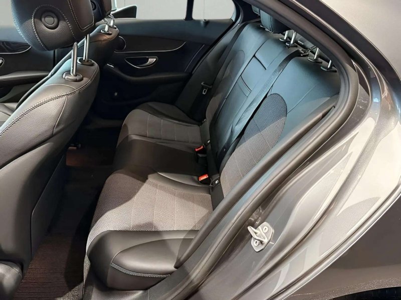 Mercedes-Benz C220 d Avantgarde+Night+LED+Totwinkel+VolldigiD