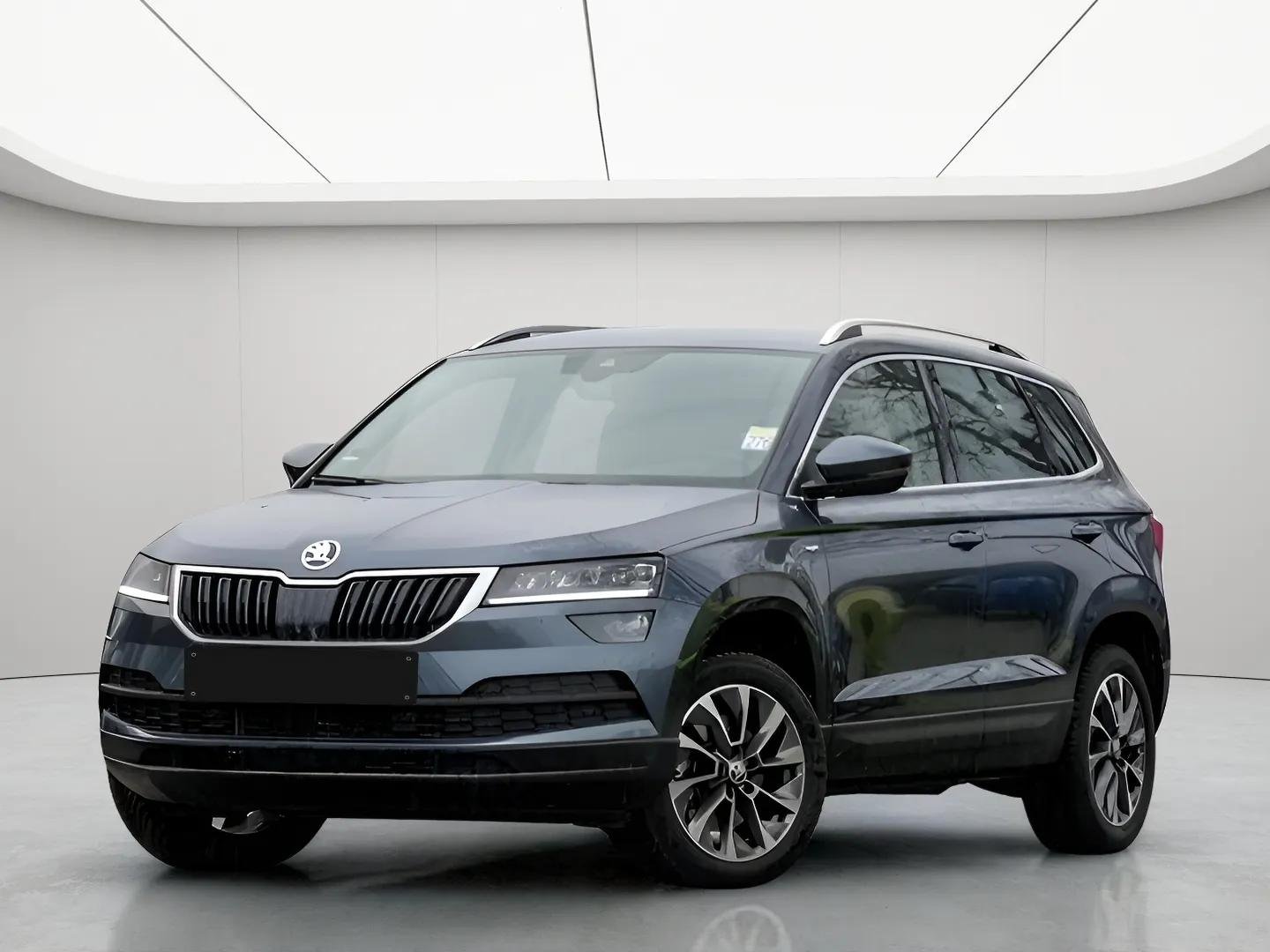 Skoda Karoq 2.0 DRIVE 125 4X4 CAM ACC eKLAPPE NAVI