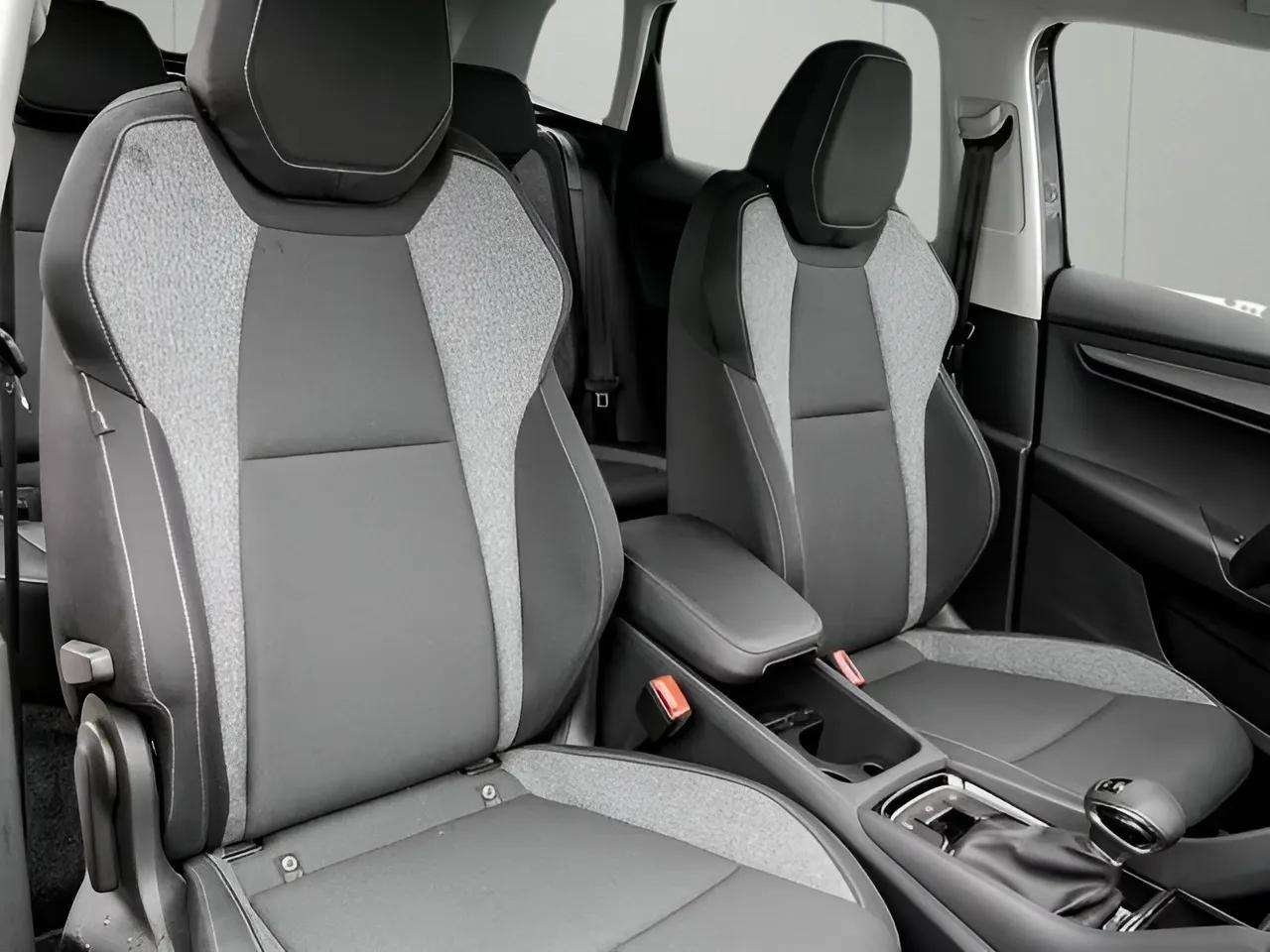 Skoda Karoq 2.0 DRIVE 125 4X4 CAM ACC eKLAPPE NAVI