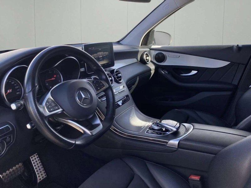 Mercedes-Benz GLC 220d 4MATIC AMG Line Interieur/Comand/LED