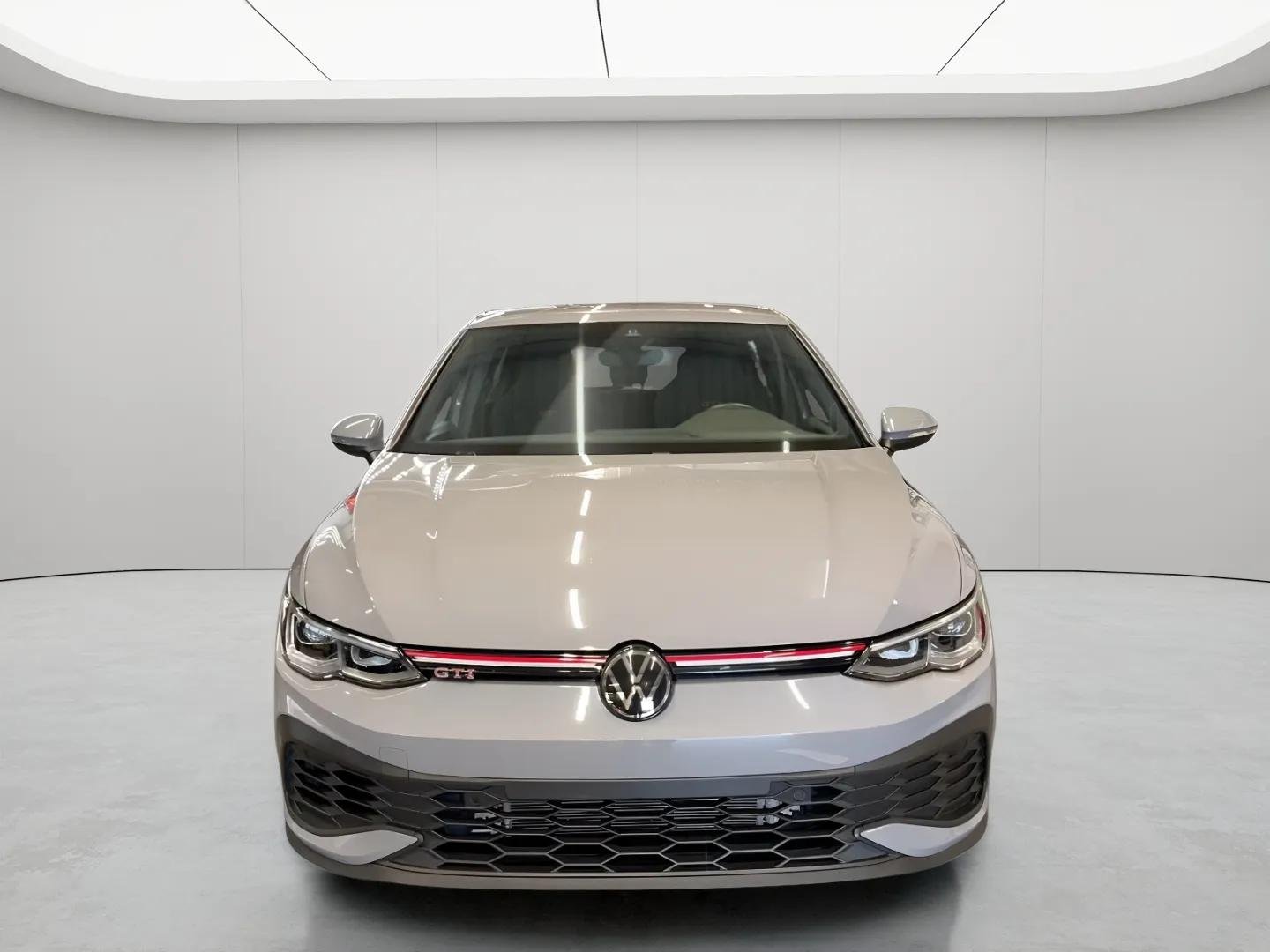 Volkswagen Golf VIII 2.0 TSI DSG GTI Clubsport ParkAss.