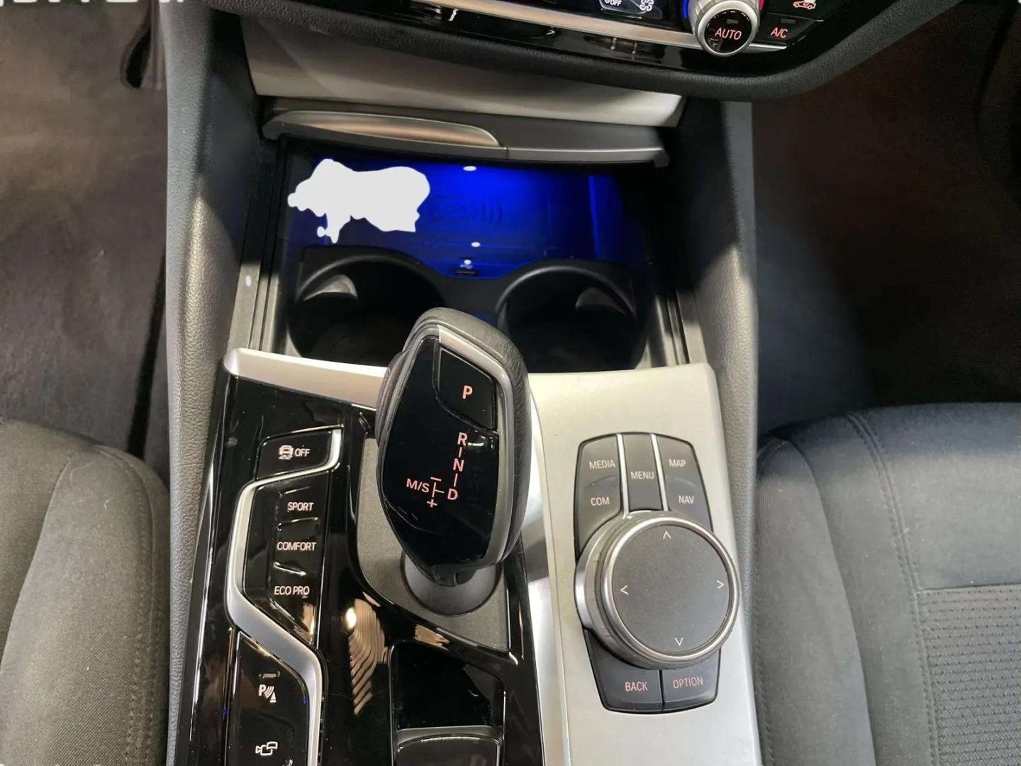 BMW 520d Limousine LiveCockpitProf Head-Up Kamera