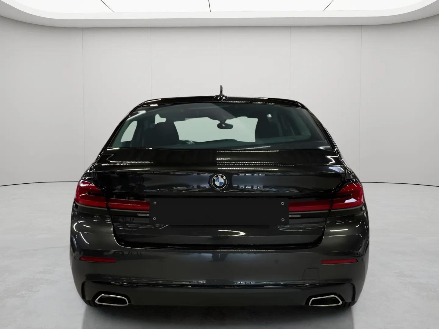 BMW 520d Limousine LiveCockpitProf Head-Up Kamera