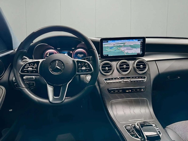 Mercedes-Benz C220 d Avantgarde+Night+LED+Totwinkel+VolldigiD