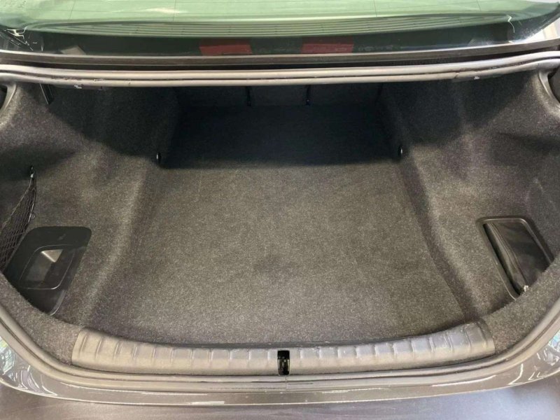 BMW 520d Limousine LiveCockpitProf Head-Up Kamera