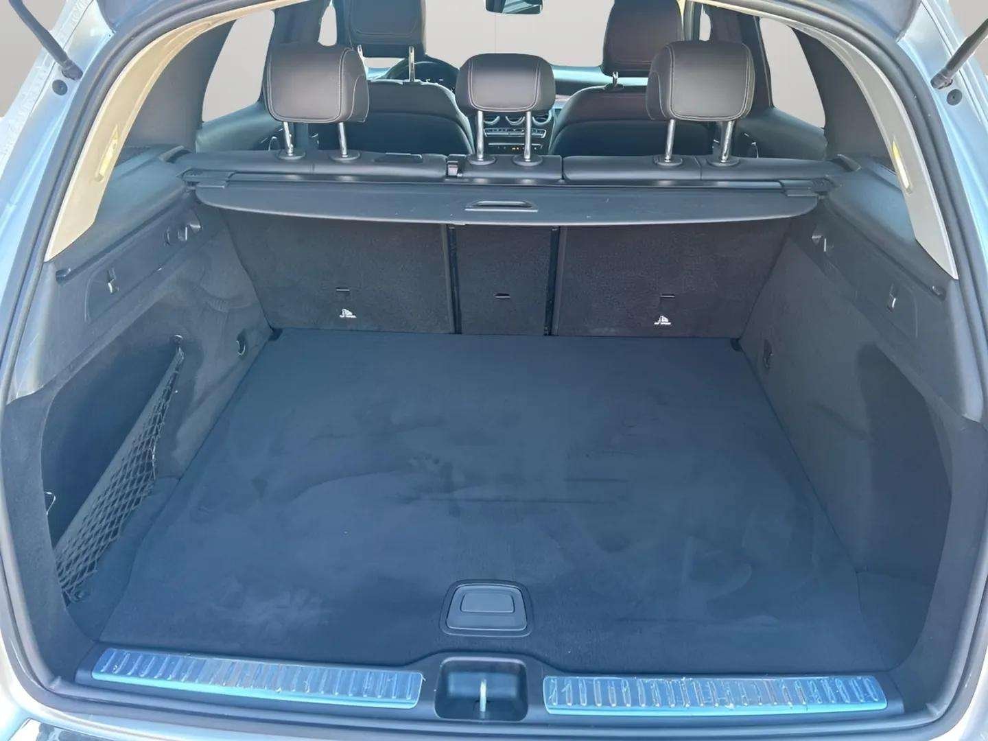 Mercedes-Benz GLC 220 d 4M Night+AHK+LED+MBUX+360°+el.Heckklap