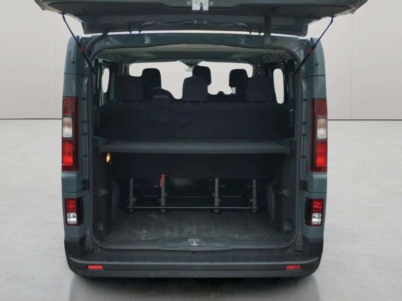 Renault Trafic Combi