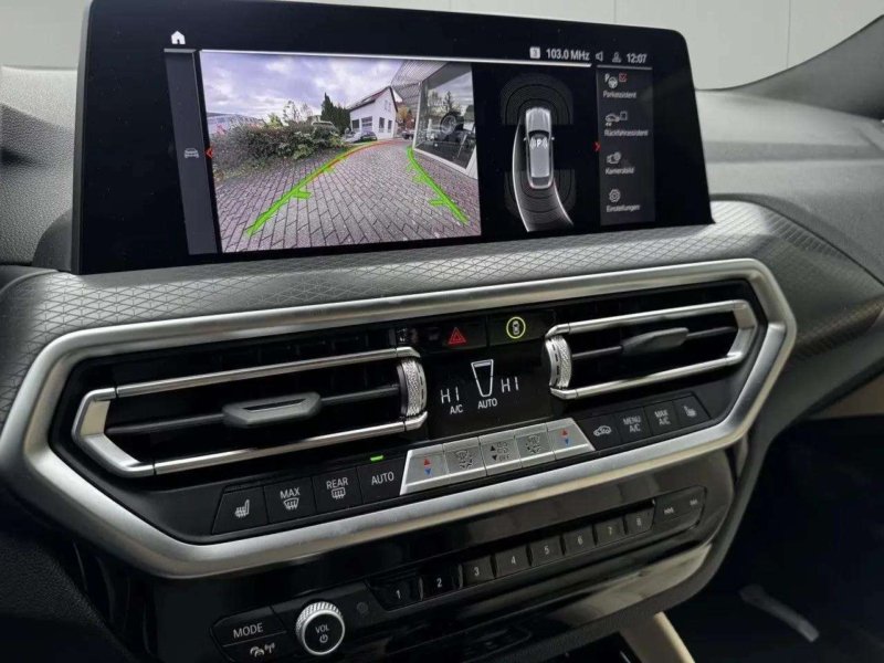 BMW X4 x20d M Sport HUD Laser Kamera