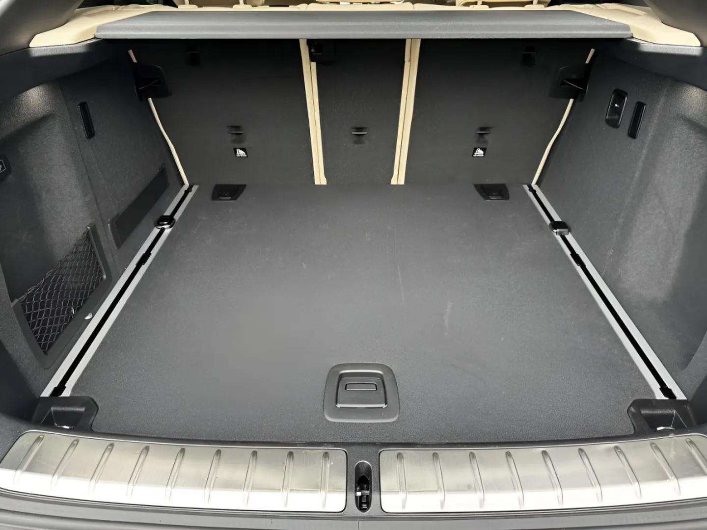 BMW X4 x20d M Sport HUD Laser Kamera