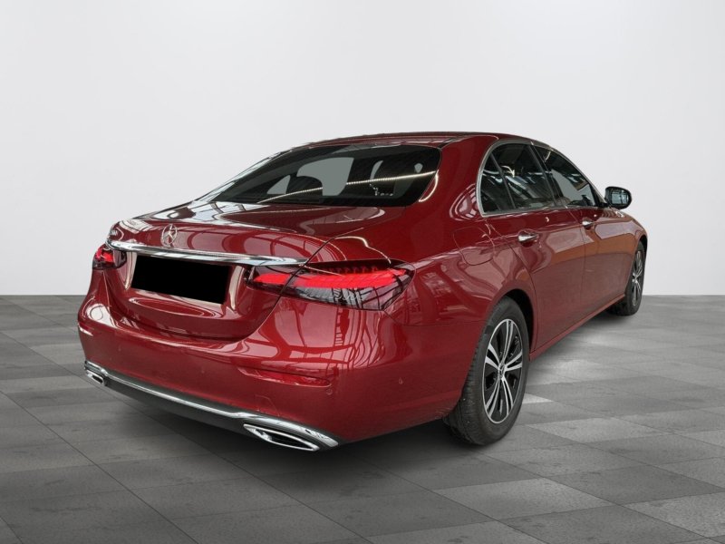 Mercedes-Benz E 200 Avantgarde